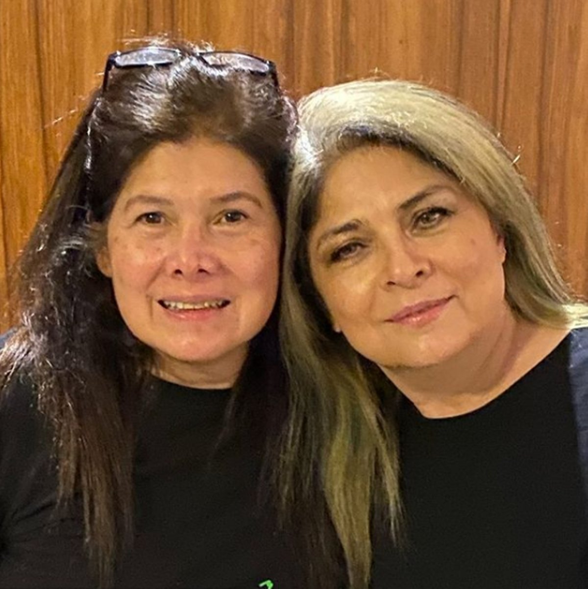 Victória Ruffo ao lado da irmã, Marcela Ruffo (Reprodução: Instagram)