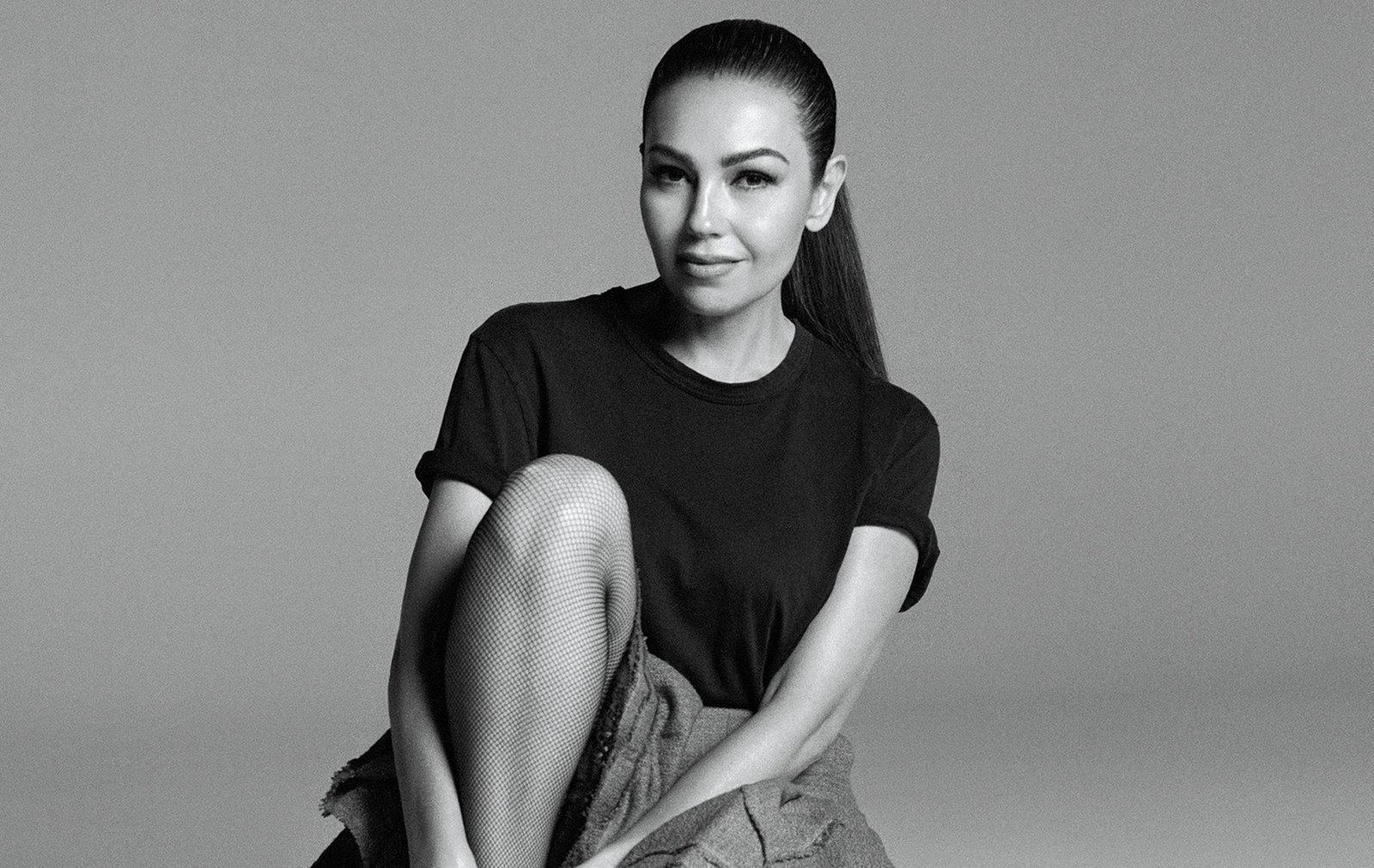 Thalía é capa da Vogue de fevereiro (Reprodução: Instagram)