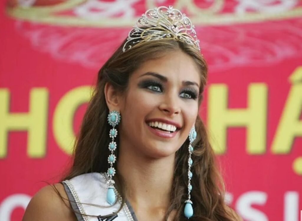 Dayana Mendoza, que foi Miss Universo 2008, hoje é pastora